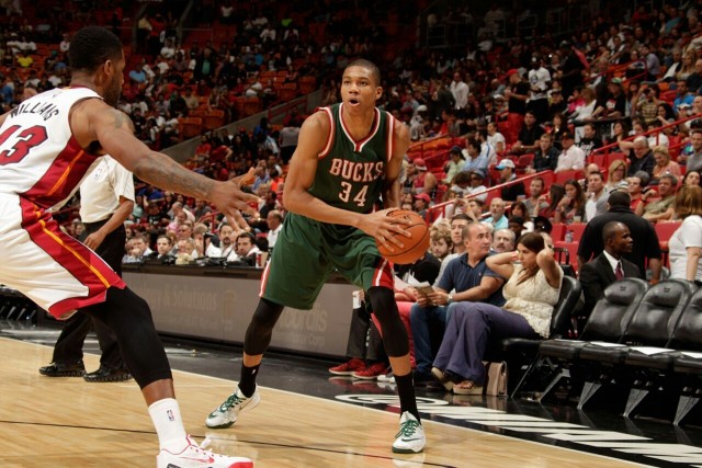 资讯中心栏目视觉图